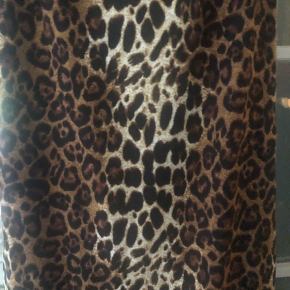 Fashion nova leopard body con dress - Picture 5 of 8